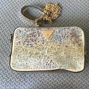 Small mini bag with shoulder strap in gold chain